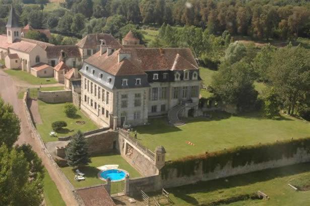 Château de Flée Semur-en-Auxois Extérieur photo