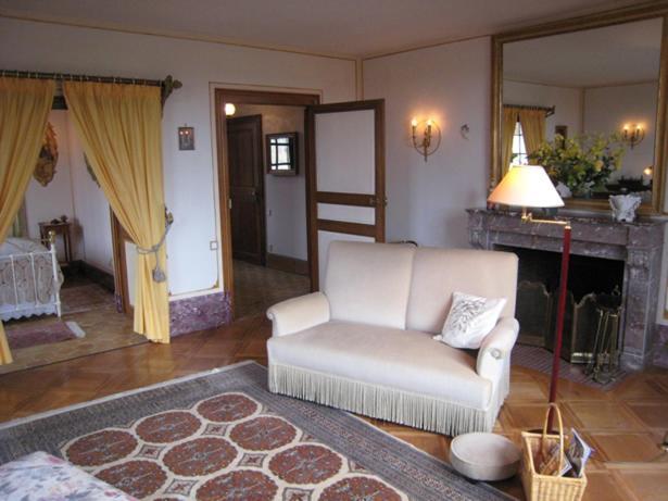 Château de Flée Semur-en-Auxois Chambre photo